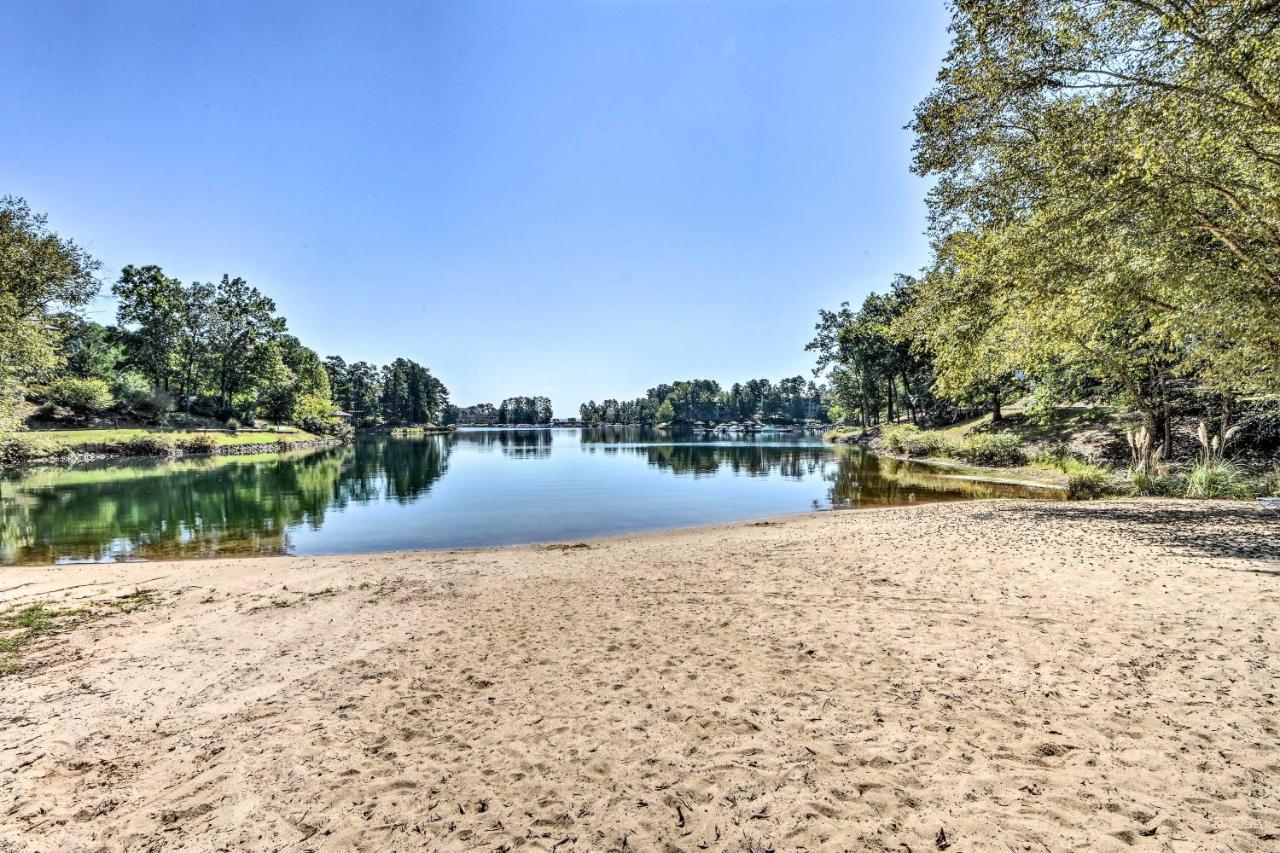 Lake Keowee Condo With Views And Pools And Marina! Salem Exteriör bild